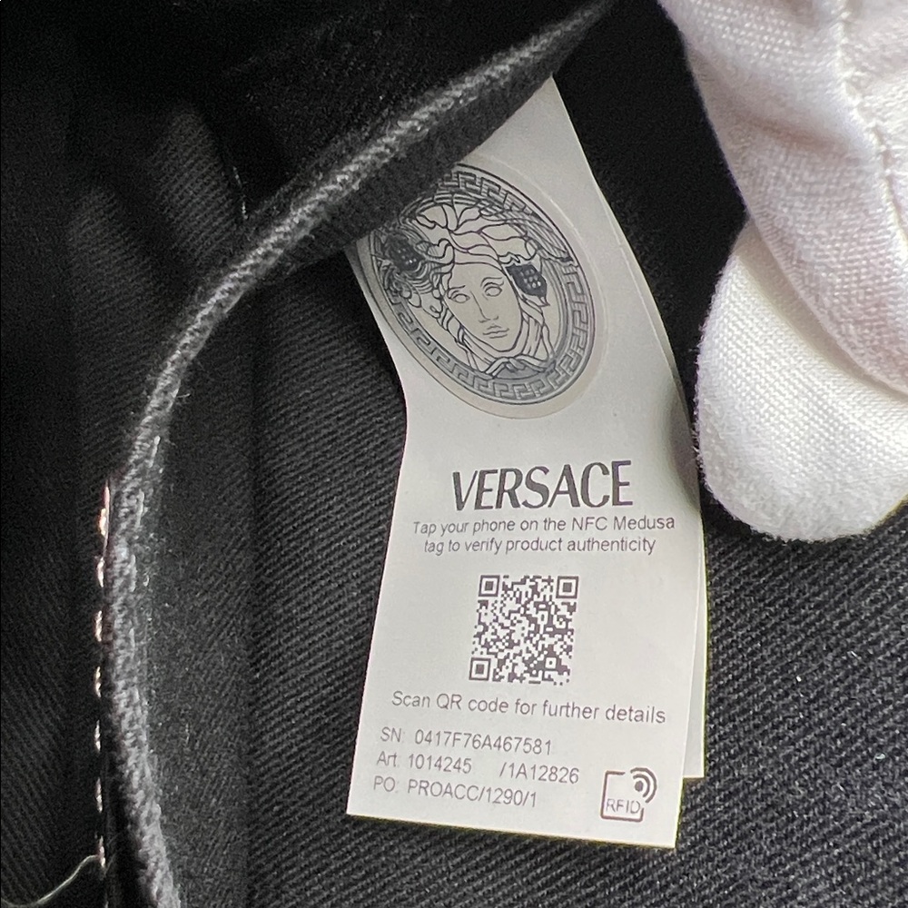 NOT AVAILABLE Versace La Medusa Light Pink Shoulder Bag Calf Leather NWOT w/COA - Picture 13 of 17